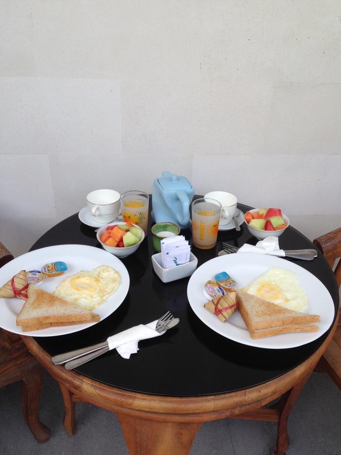 Kubu Daton Homestay Sanur  Exterior photo